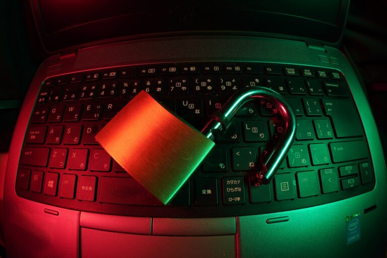 Επιχείρηση «Broken Chain» της ΕΛΑΣ για την καταπολέμηση  της πορνογραφίας ανηλίκων μέσω διαδικτύου
